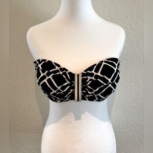 La Blanca Tie Back Ruched Strapless Geometric Bikini Top - Black/White - Size M